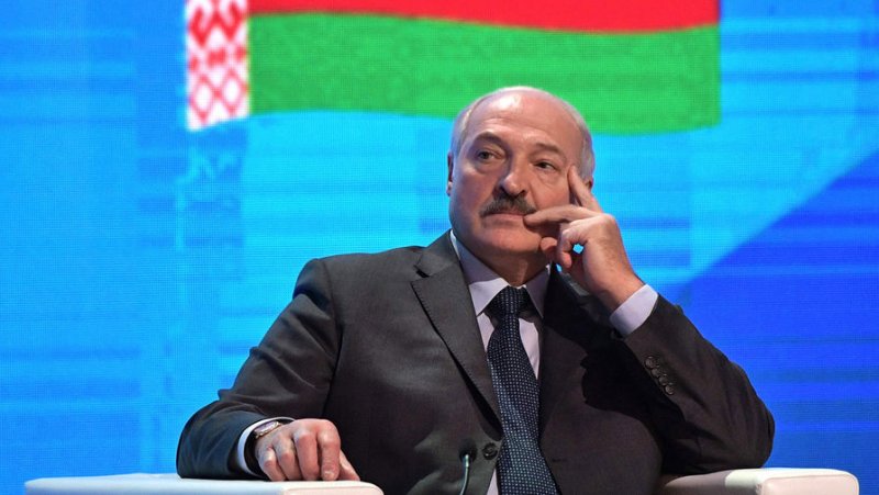 С НАТО — на равных: как Лукашенко строит отношения с Европой